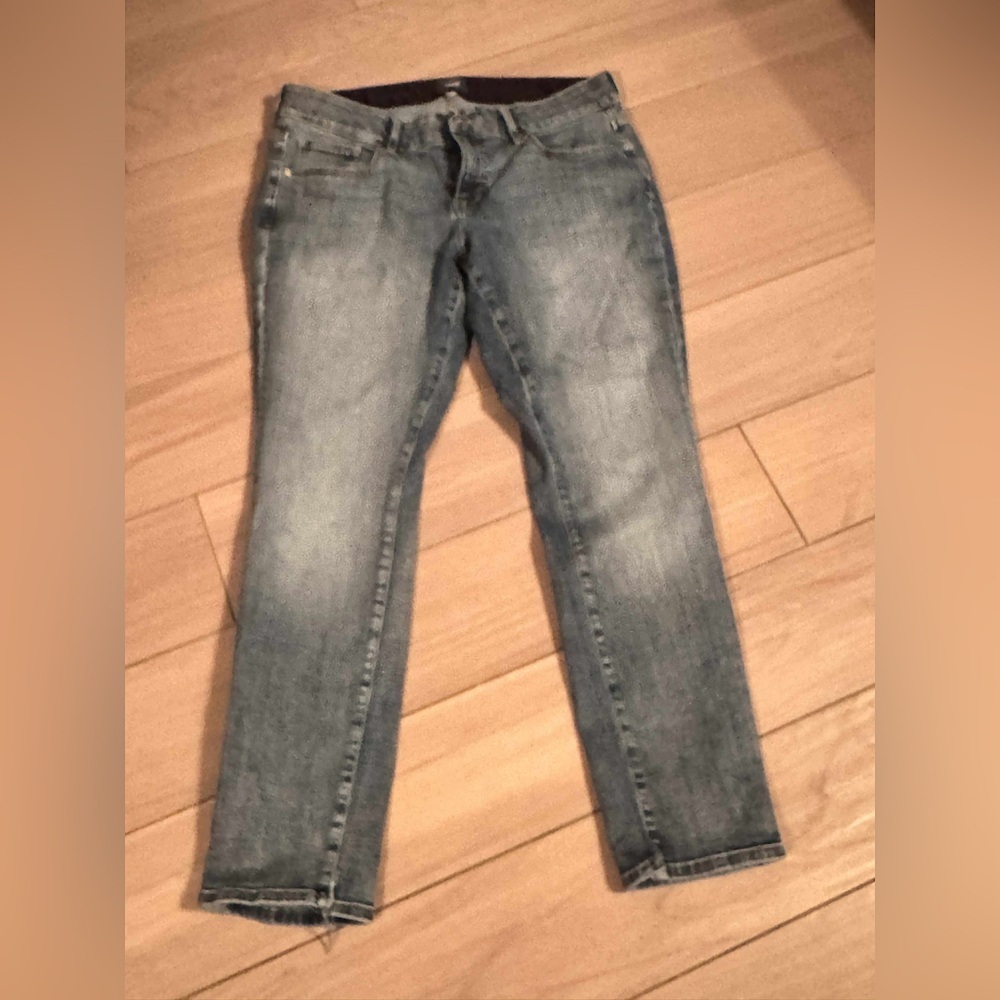 Jag Jeans Women's Faded Blue Skinny Jeans size 14W slit ankles